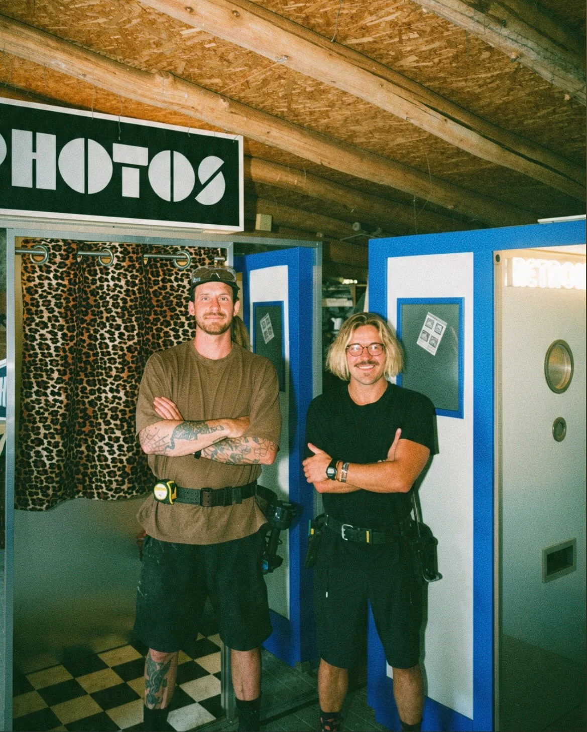 Retromat craftspeople with a finished booth
