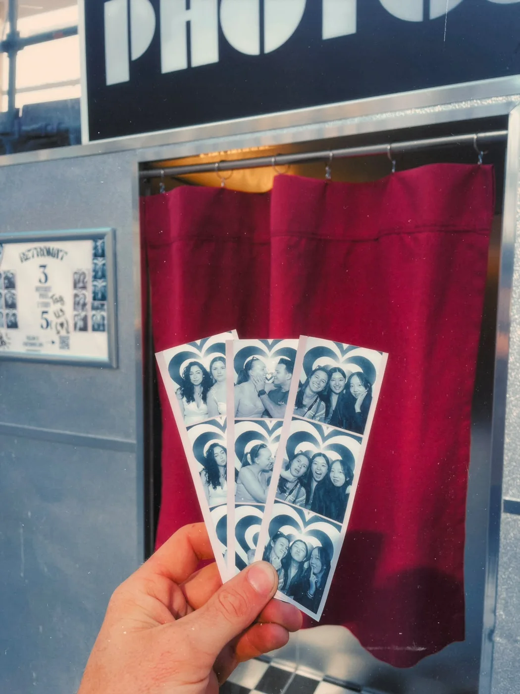 Retromat printed photo strips